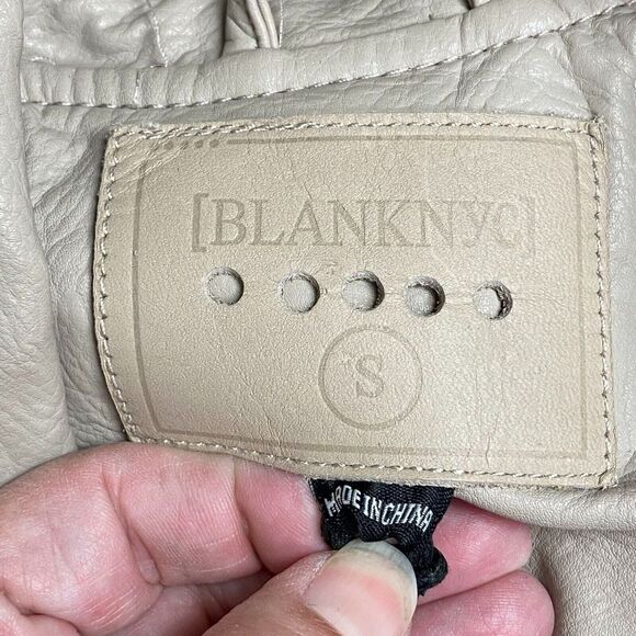 BLANKNYC Womens Fawn Beige Faux Leather Life Changer Moto Jacket‎ S $98 New* - Picture 8 of 14